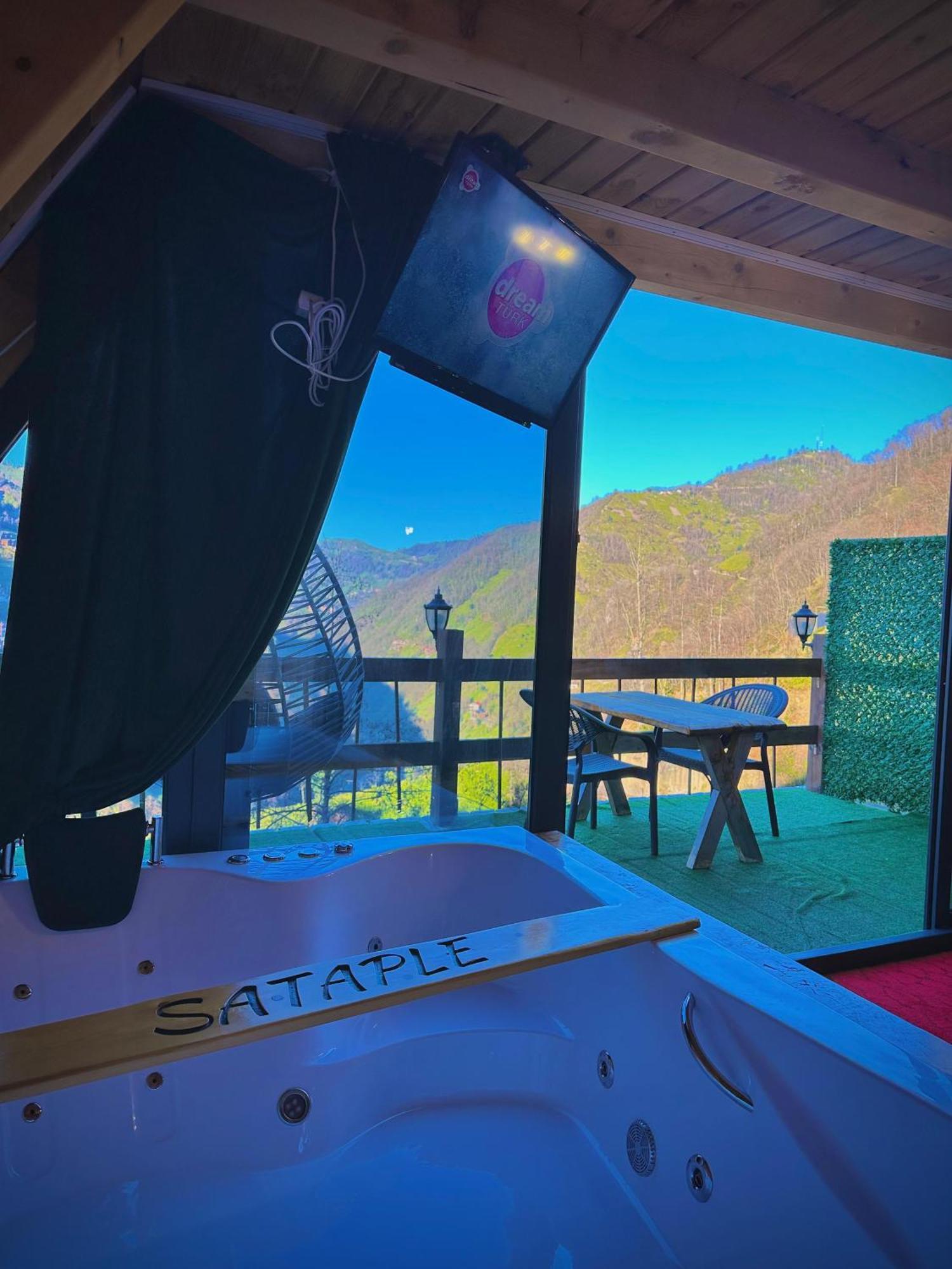 Sataplebungalov Camlihemsin Luaran gambar