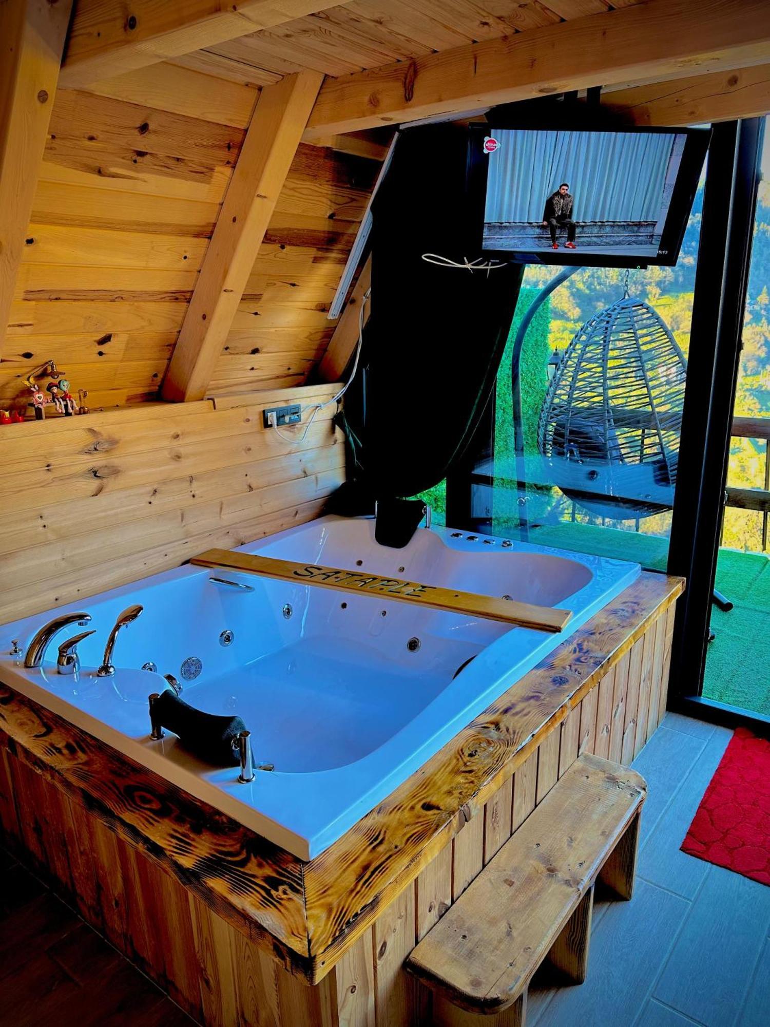 Sataplebungalov Camlihemsin Luaran gambar